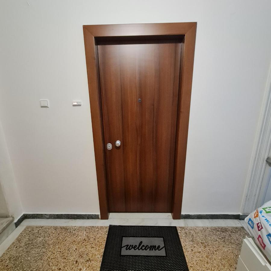 Full Apartment Near Kato Patissia Athens Ngoại thất bức ảnh